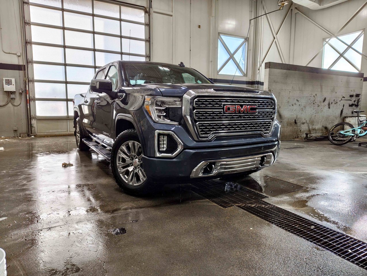 2019 GMC Sierra 1500 4WD Crew Cab 147 Denali Grey Sherwood Park - photo #1