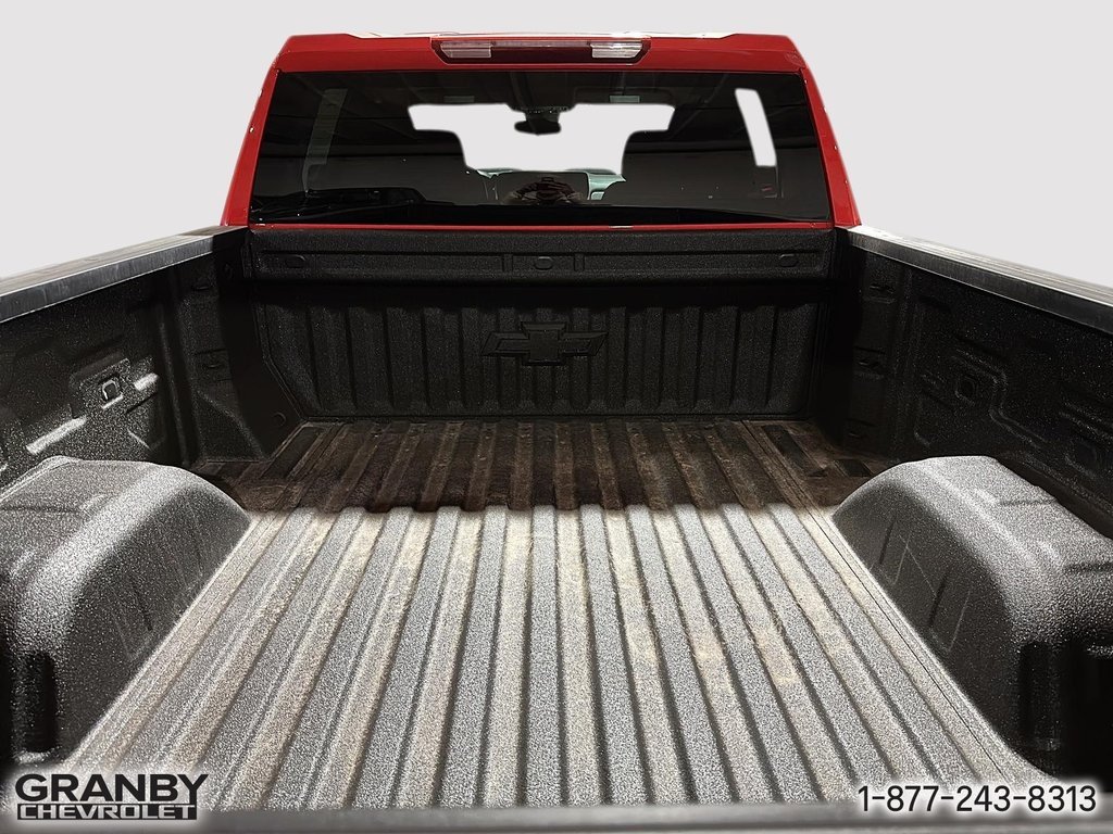 CHEVROLET Silverado 1500 K1500 SILVERADO CREW CAB CUSTOM TRAIL BOSS STD/BOX (2CX) | 26-0384 2026 Rouge ardent Granby - photo #8