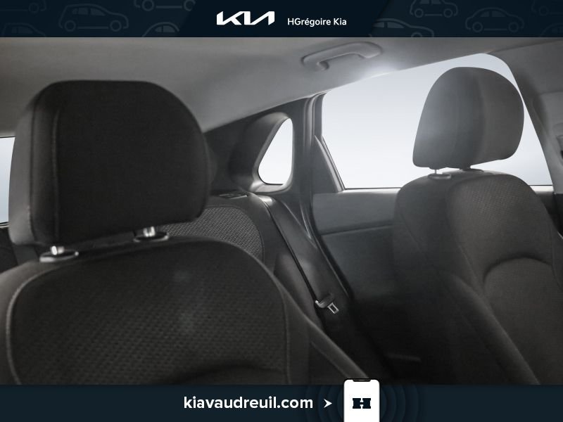 Hyundai Elantra 2019 Gris Laval - photo #21