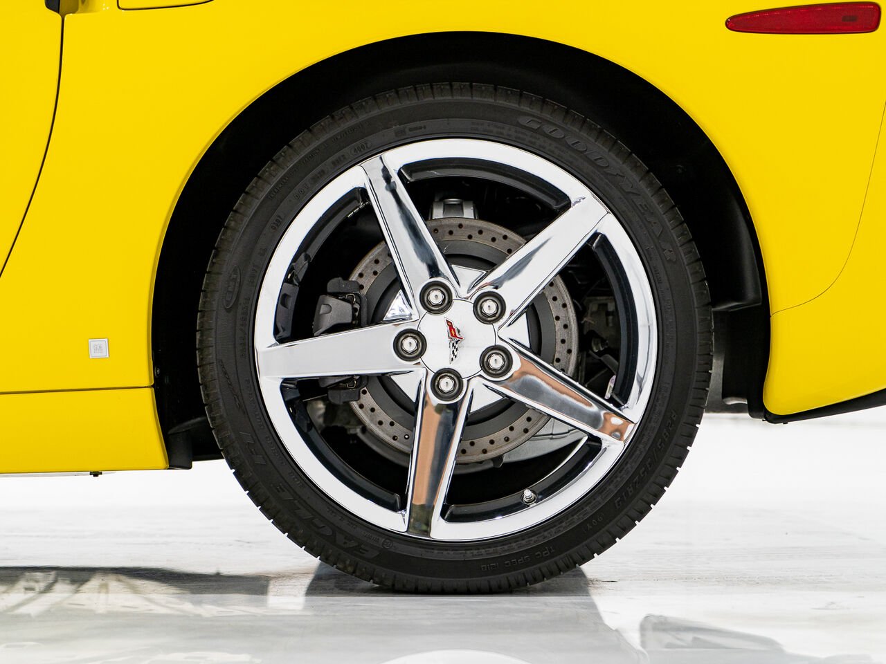 Chevrolet Corvette With only 900km (563mi) From new with window sticker 2008 Jaune Kirkland - photo #64