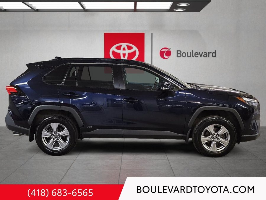 Toyota RAV4 XLE, HYBRIDE, AWD 2023 Bleu