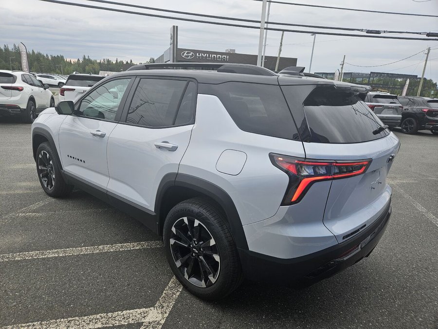 2027 Chevrolet Equinox 2027 Polar White Tricoat
