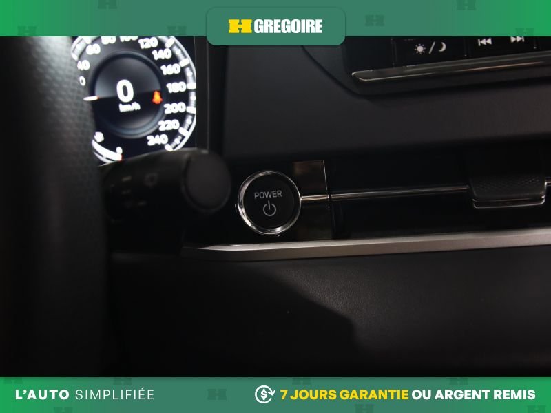 2023 Mitsubishi Outlander Plug-In Hybrid Red Blainville - photo #15