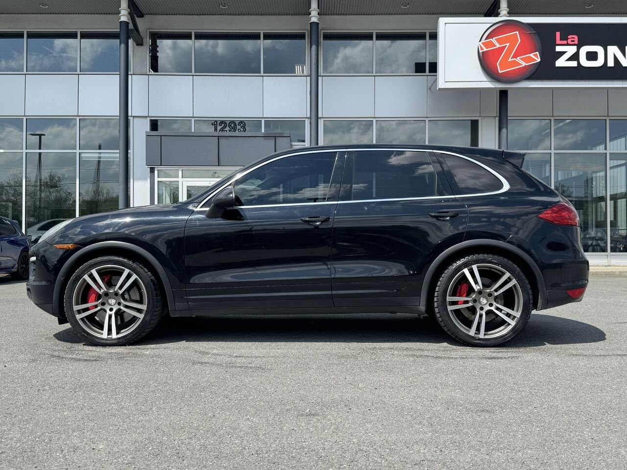 Porsche Cayenne Turbo 2011 Noir Granby - photo #2