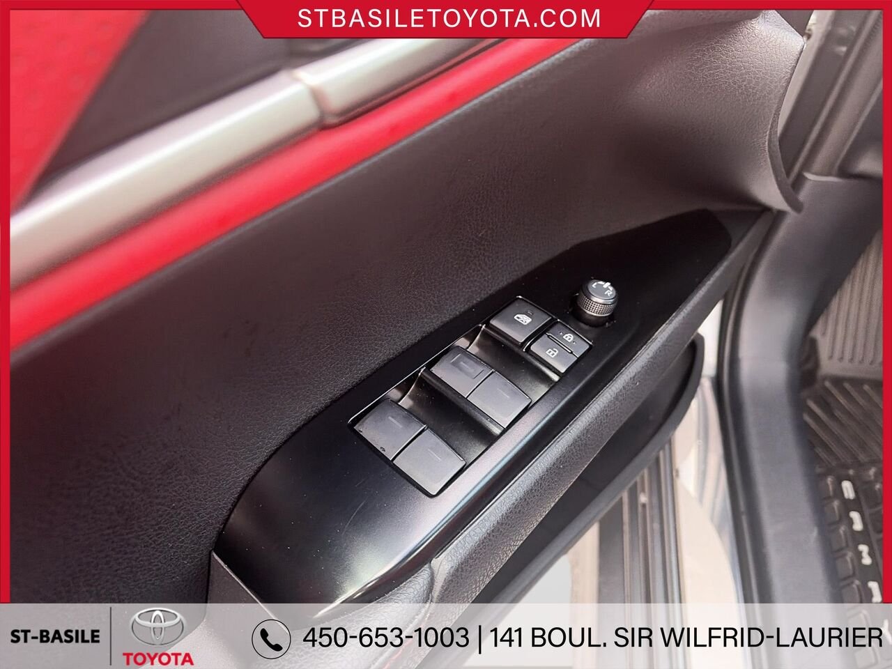 TOYOTA Camry Hybride 2025 Gris Saint-Basile-le-Grand - photo #13