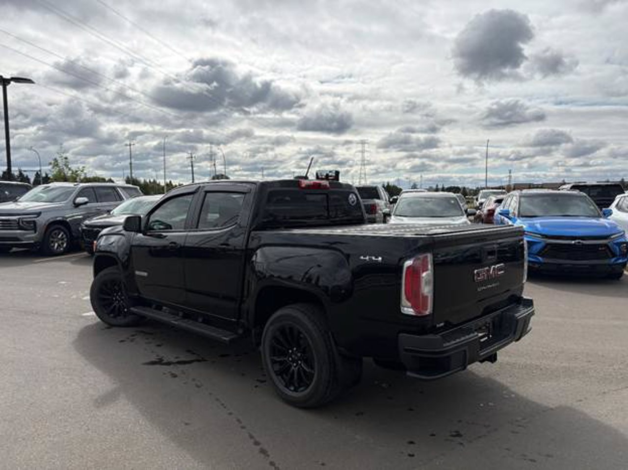 2021 GMC Canyon 4WD Crew Cab 128 Elevation Black Sherwood Park - photo #3