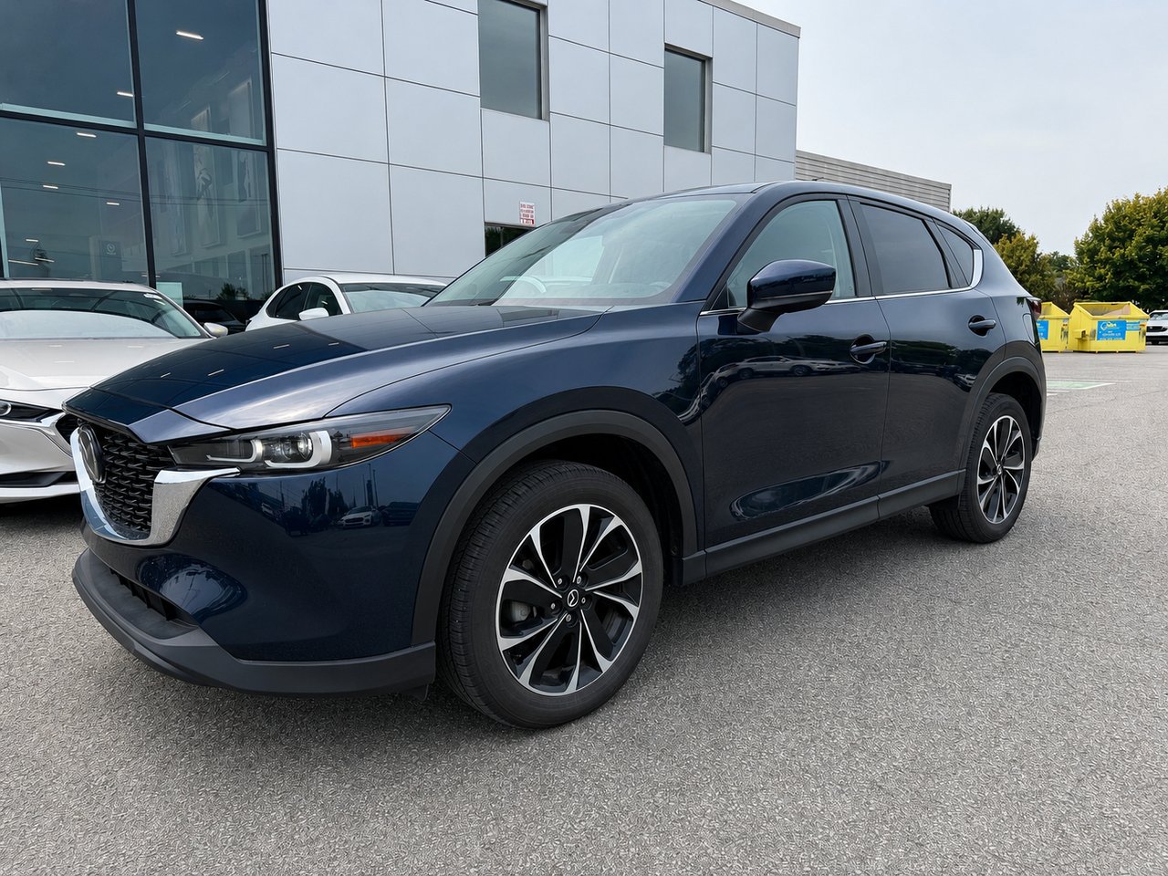 2025 Mazda CX-5 GS COMFORT Blue Châteauguay - photo #2