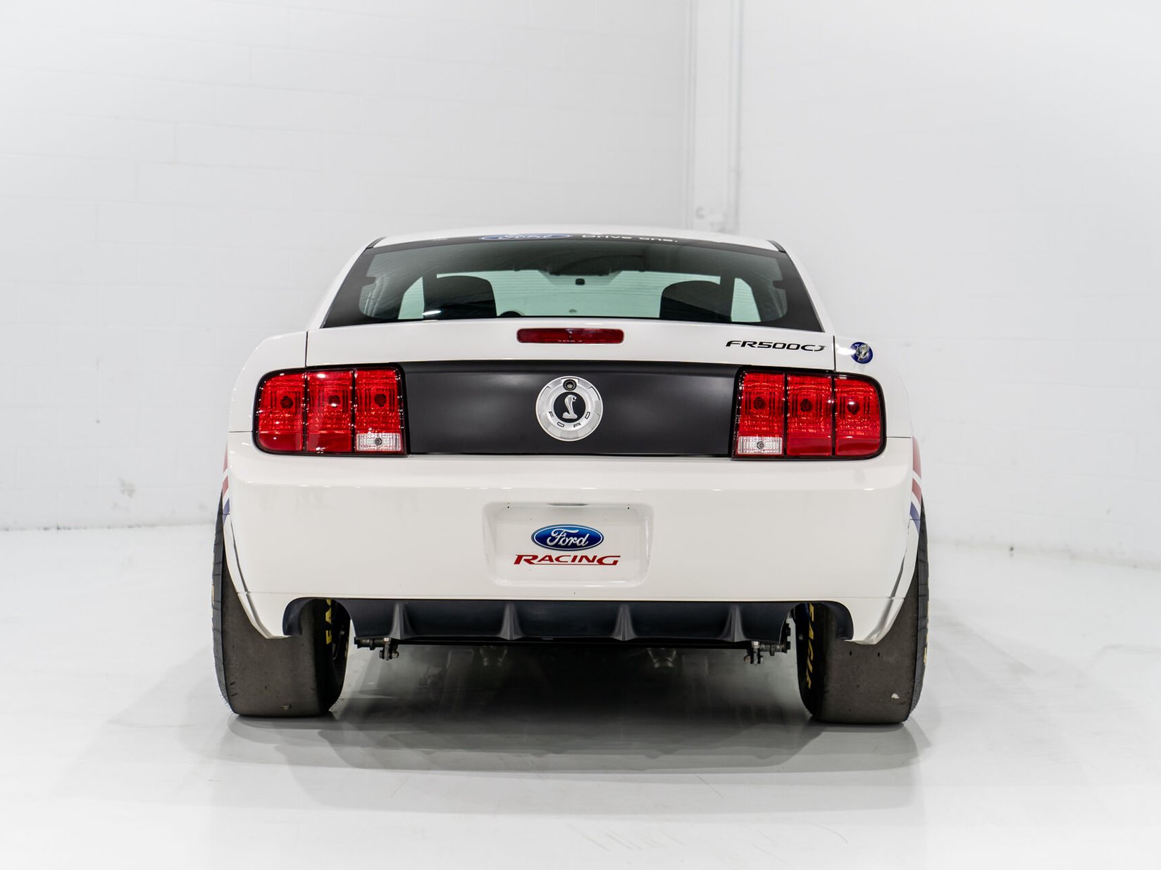 Ford Mustang Cobra Jet # 44 of 50 Ford Vehicule De Promotion **PRIX EN USD** 2008 Blanc Montréal - photo #6