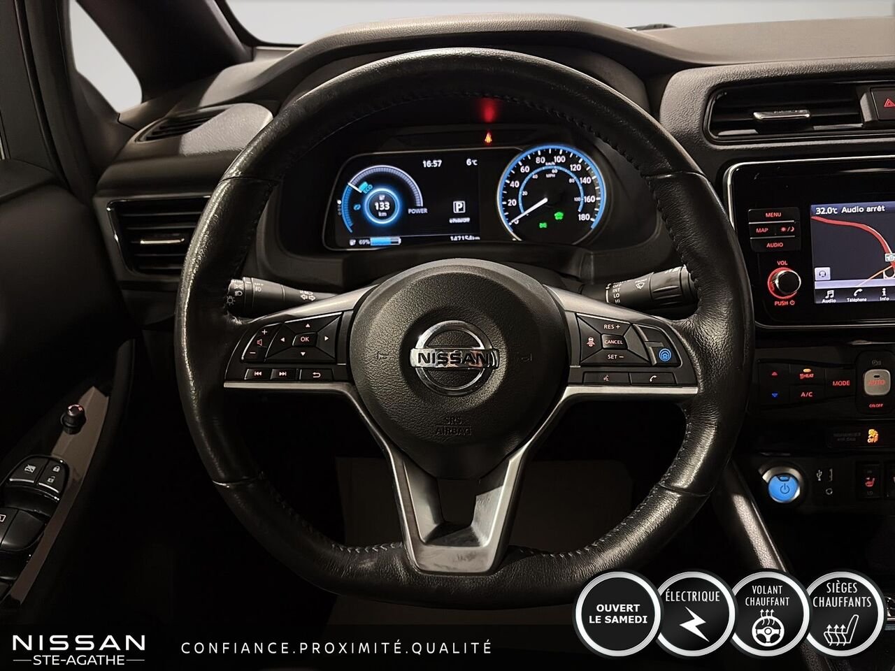 2019 Nissan LEAF Red Saint-Jérôme - photo #10