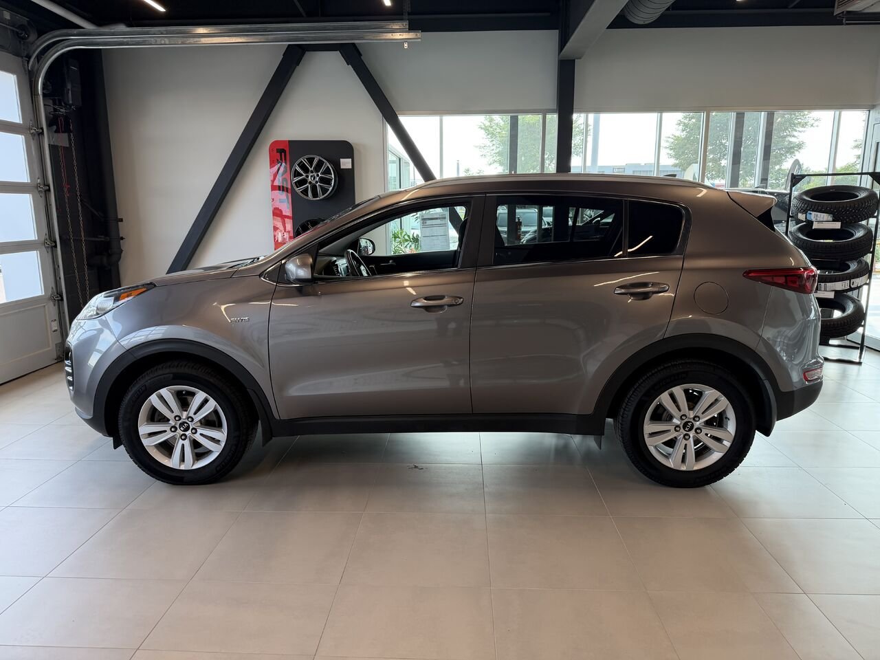 2018 Kia Sportage Silver Saint-Eustache - photo #1
