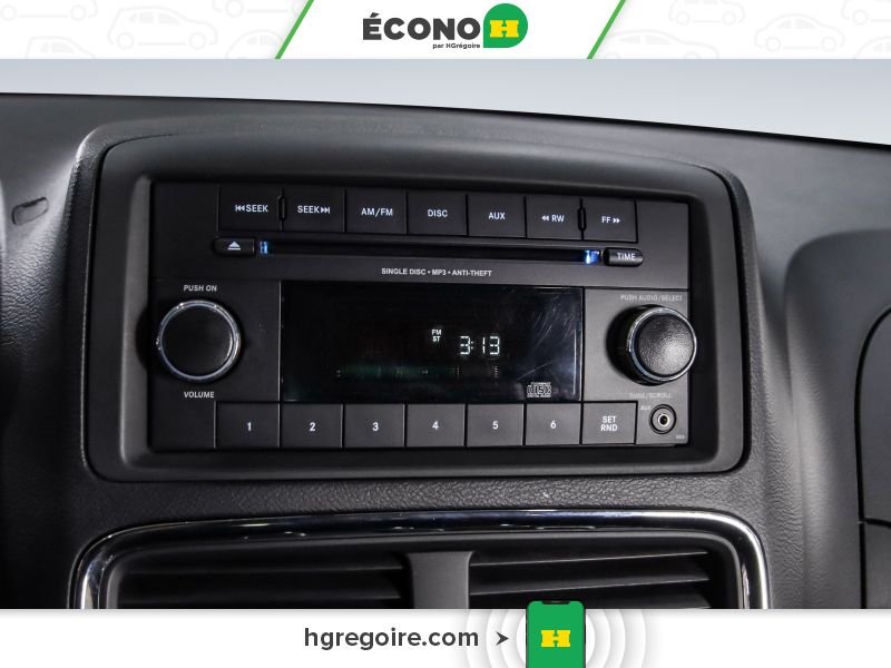 2015 Dodge GR Caravan White Blainville - photo #9