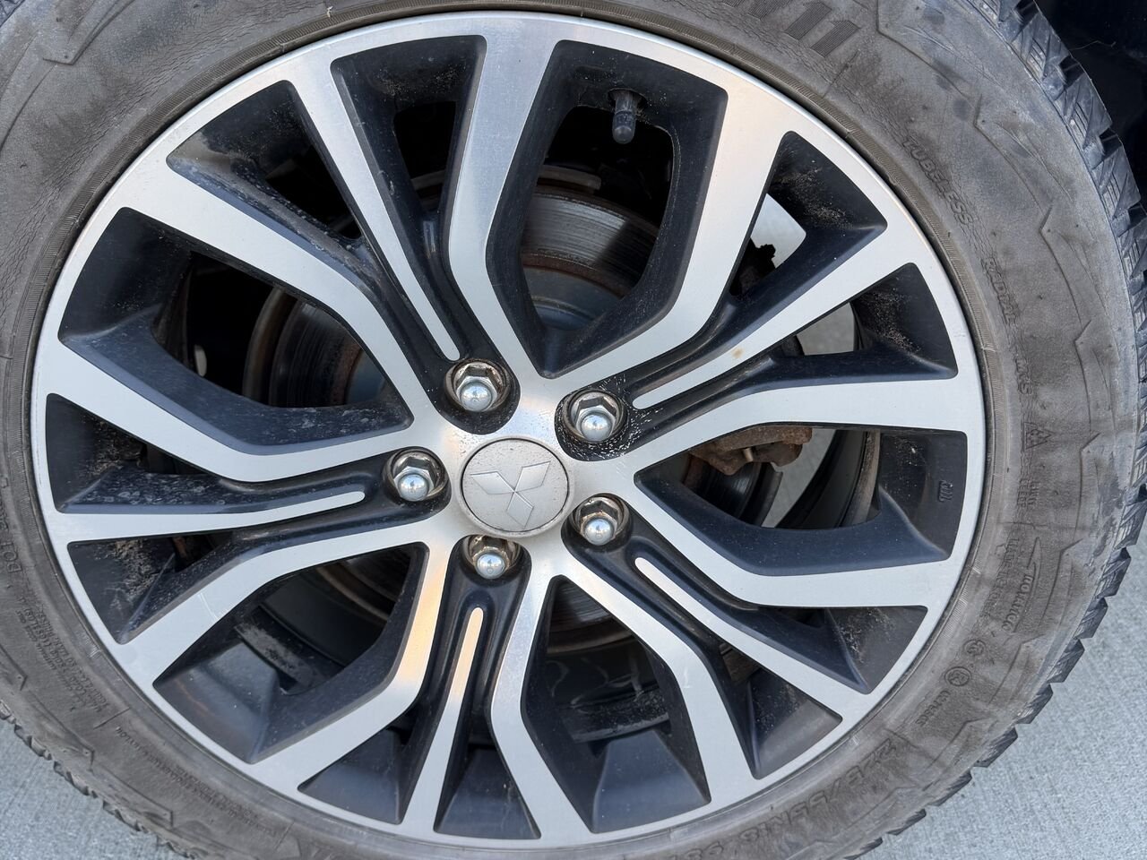 Mitsubishi Outlander awd jamais accidenté toit ouvrant 7 passagers 2018 Blanc Châteauguay - photo #19