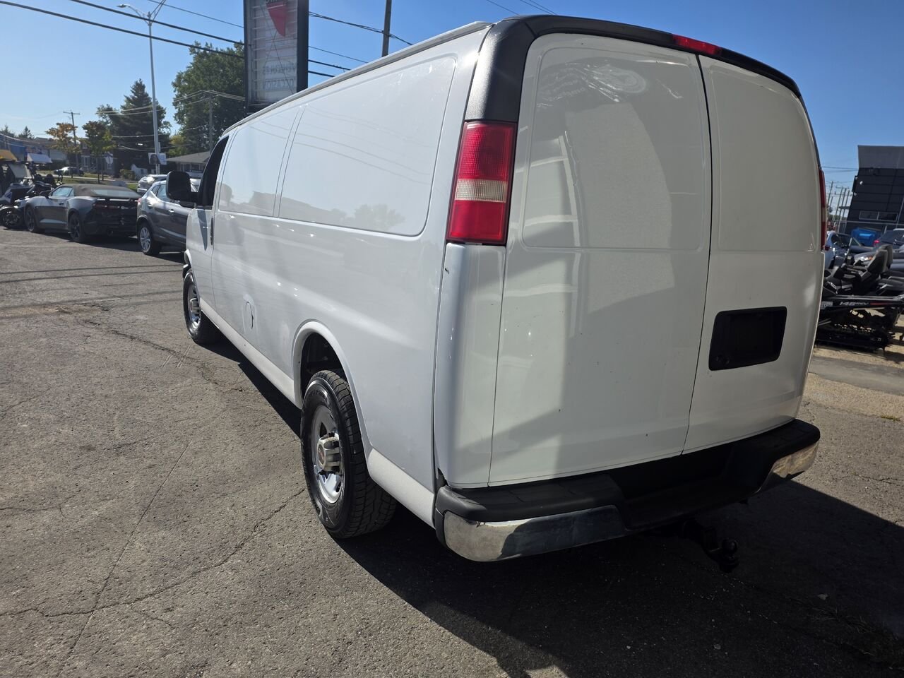 GMC Fourgonnette Savana utilitaire 2015 Blanc Longueuil, - photo #3