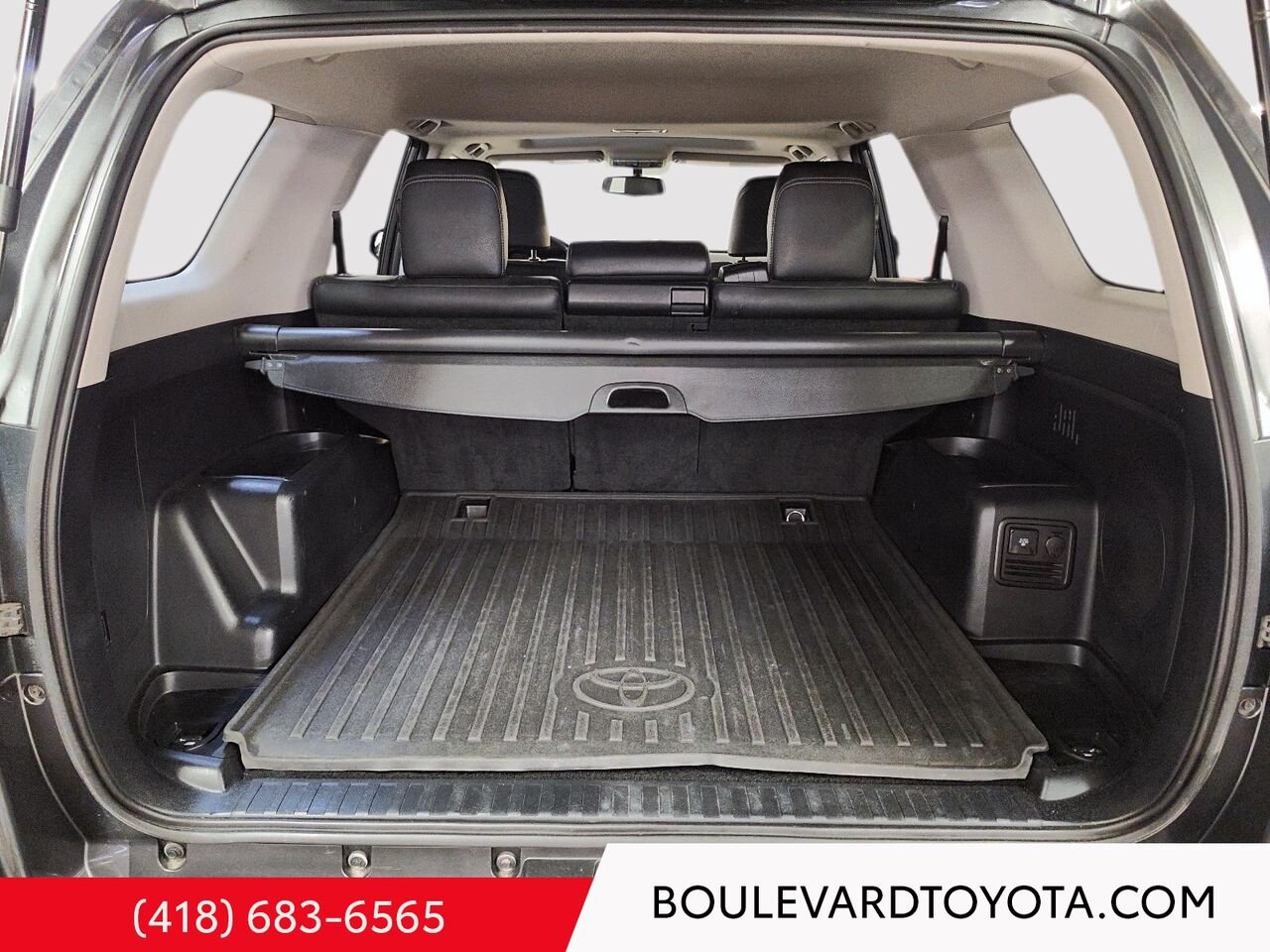 2017 Toyota 4Runner 100424A-19 | LIMITED, 5 PLACES Grey Québec - photo #24