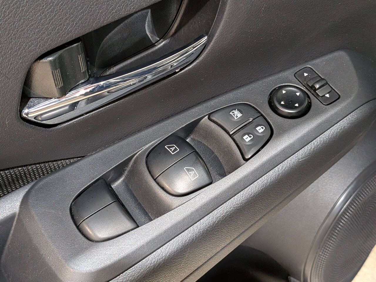 2024 Nissan Kicks SV FWD Black Val-David - photo #31