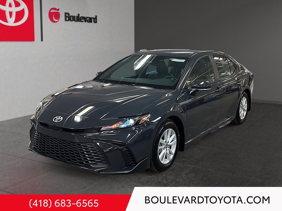 TOYOTA CAMRY SE 2026 Gris