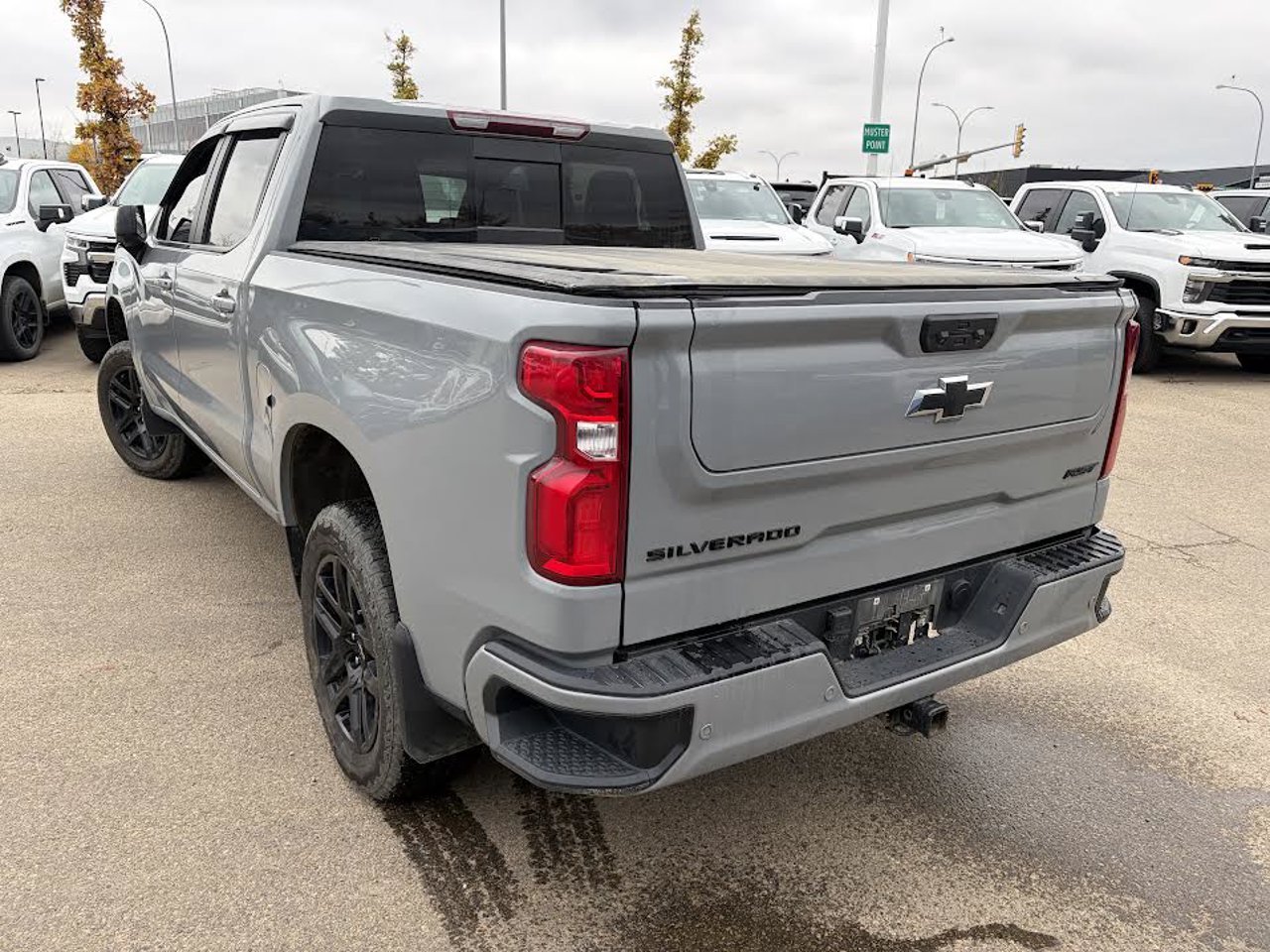 2024 Chevrolet Silverado 1500 4WD Crew Cab 147 RST Grey Sherwood Park - photo #3