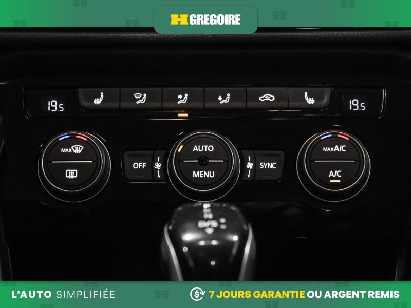 2022 Volkswagen Taos Grey Laval - photo #23