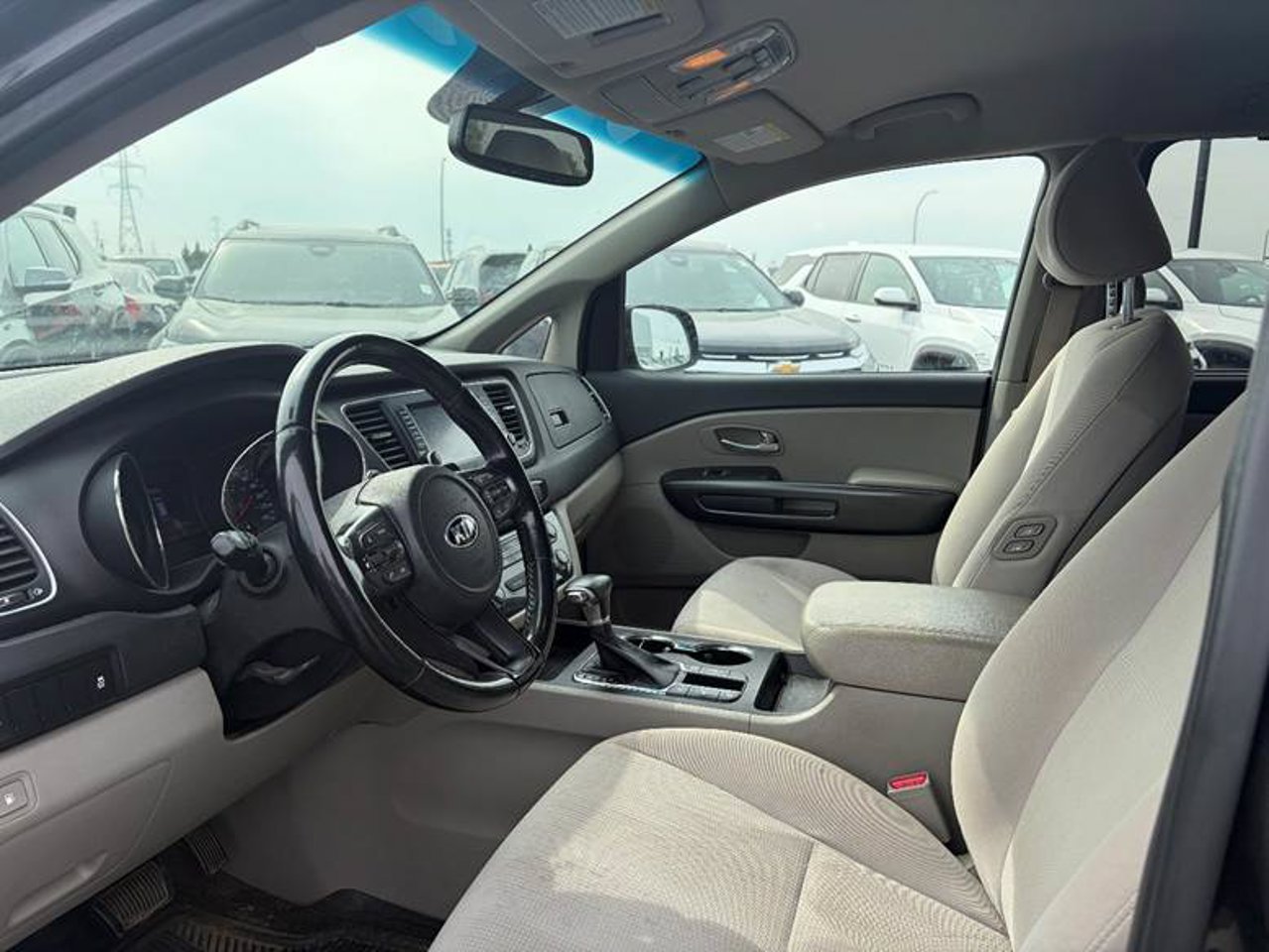2019 Kia Sedona LX FWD Black Sherwood Park - photo #6