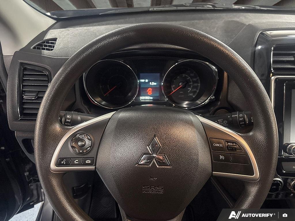 2024 Mitsubishi RVR 264037 | ES, less than 32,000km very clean vehicle Grey Edmonton - photo #12