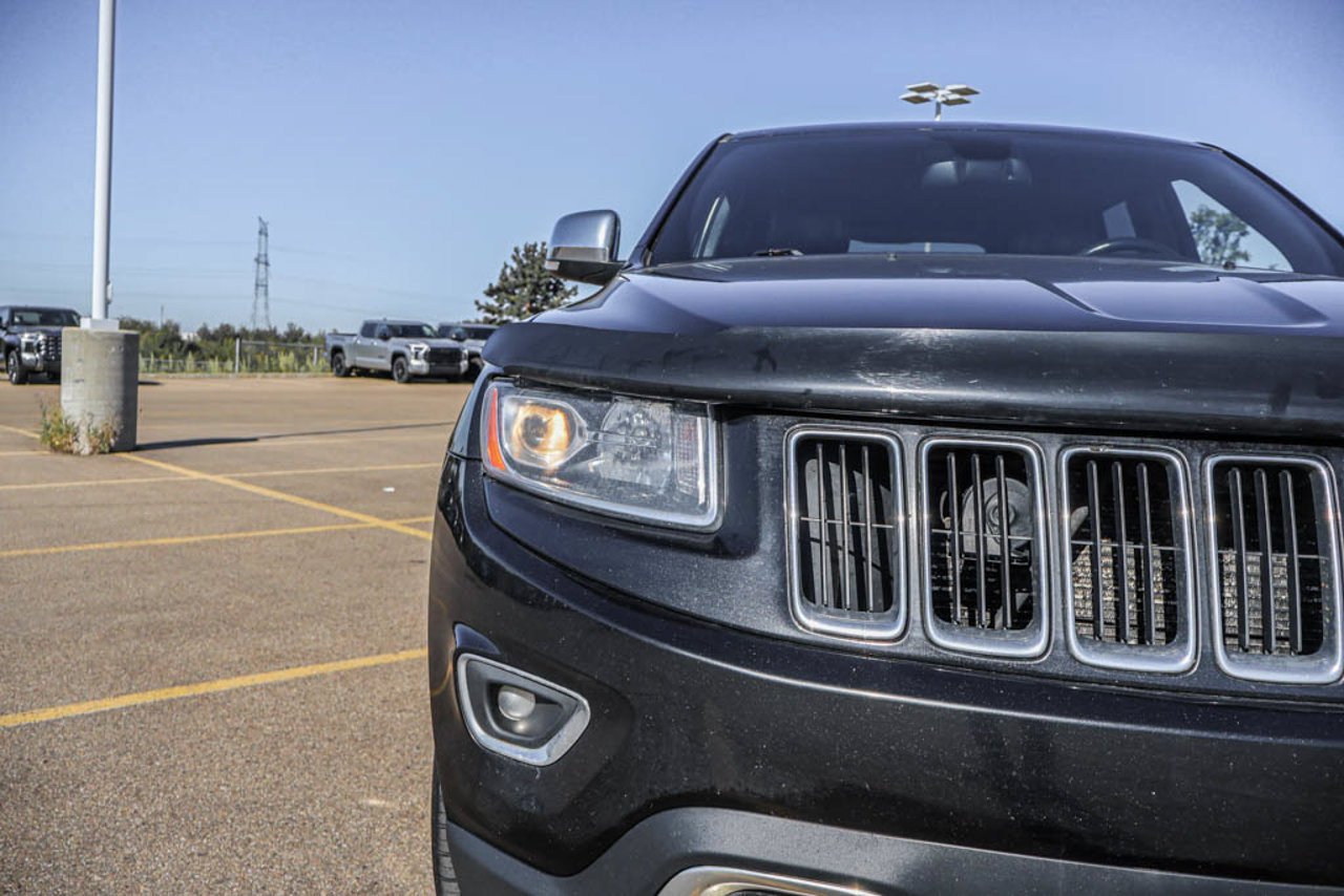 2016 Jeep Grand Cherokee 4WD 4dr Limited Black Sherwood Park - photo #10