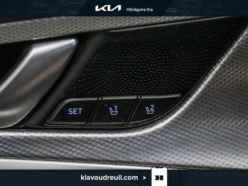 Genesis G70 2022 Blanc Blainville - photo #10