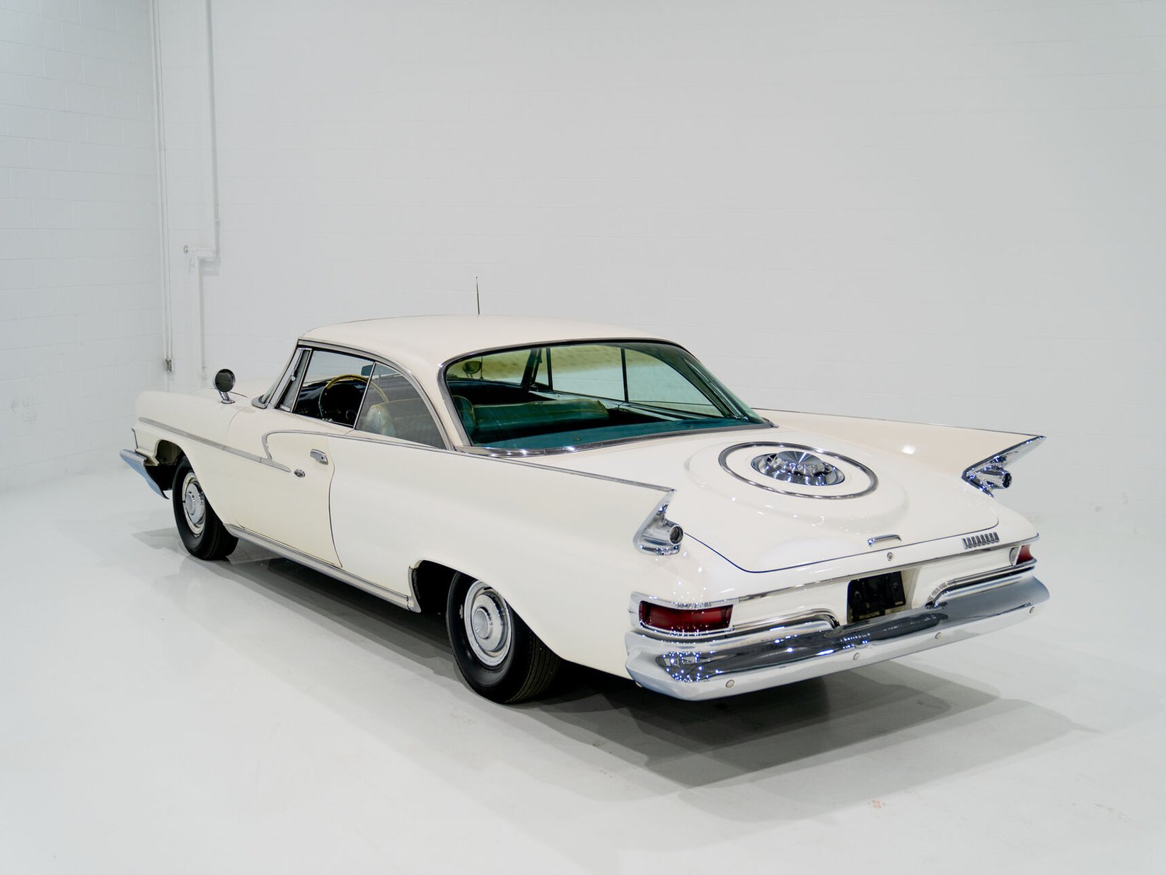 Chrysler Windsor 1961 Blanc Montréal - photo #24