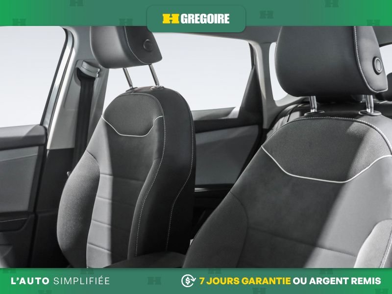 Volkswagen Taos 820963 | Comfortline AUTO AC MAGS TOIT CAM RECULE BLUETOOTH 2024 Argent Laval - photo #13