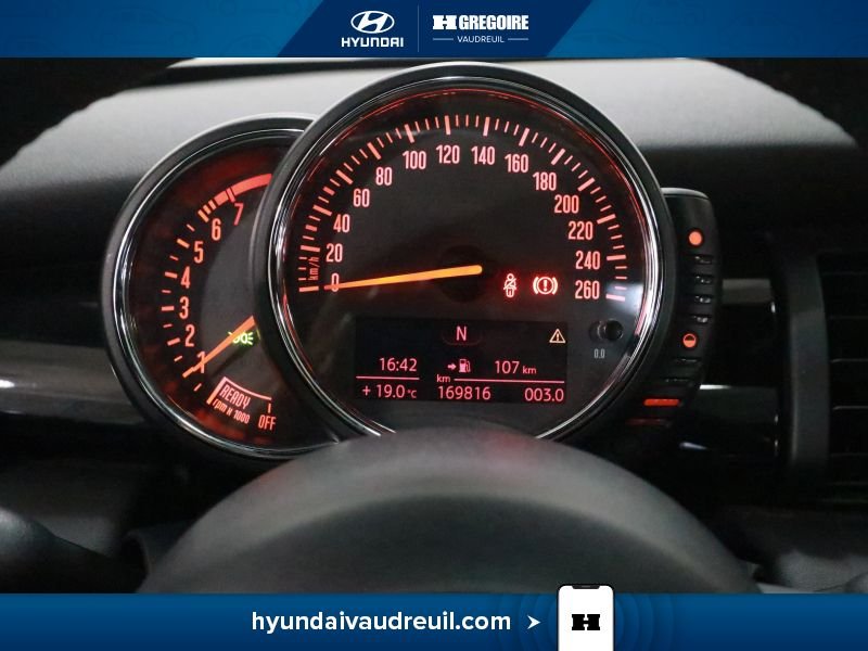 Mini Cooper 2015 Beige Laval - photo #24