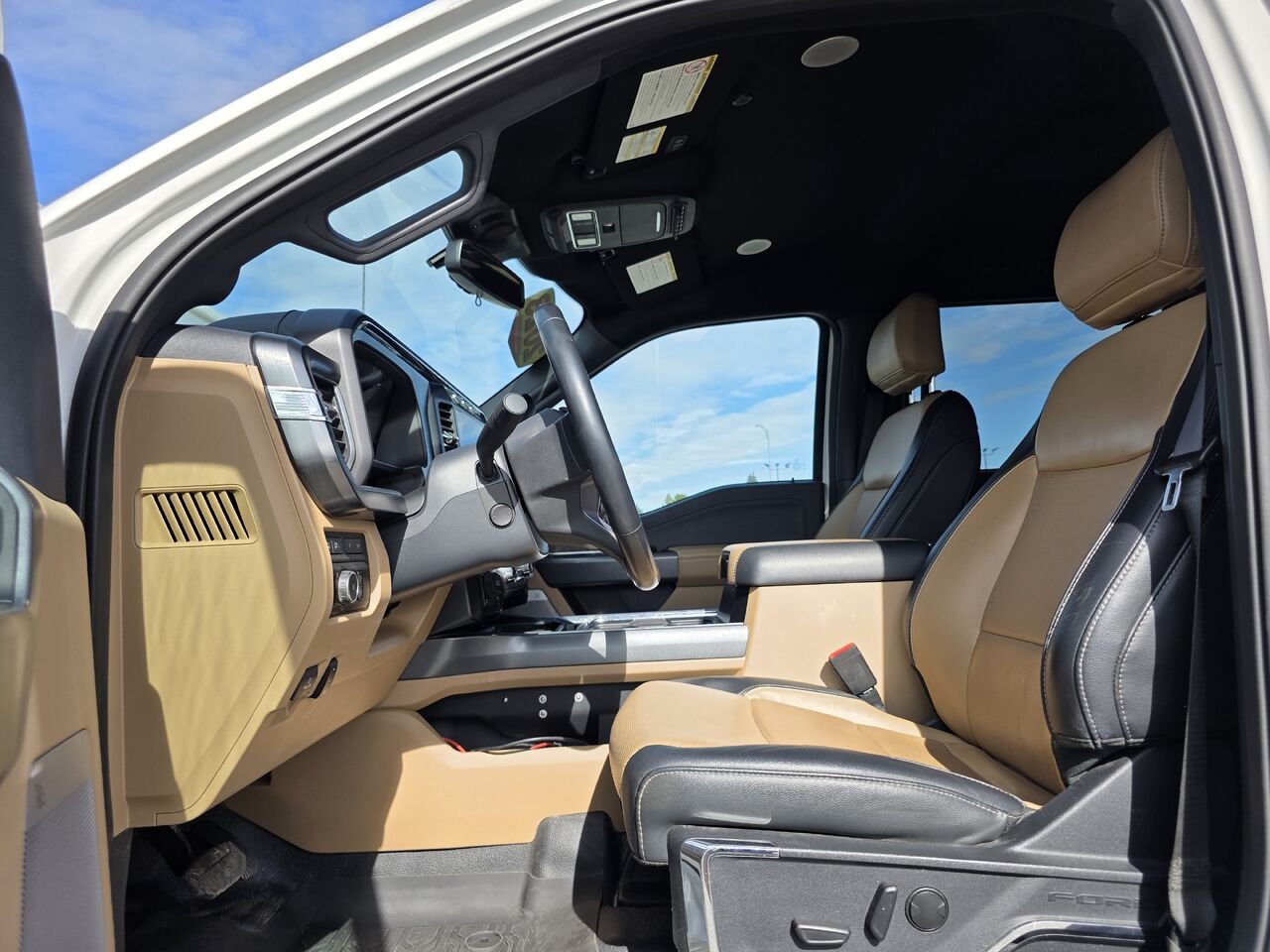 2023 Ford Super Duty F-250 SRW XL cabine 6 places 4RM caisse de 8 pi White Rouyn-Noranda - photo #11