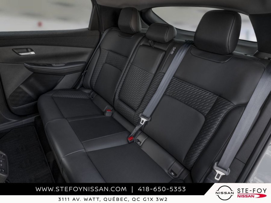2026 NISSAN LEAF 2026 Everest White Pearl Tricoat/Black