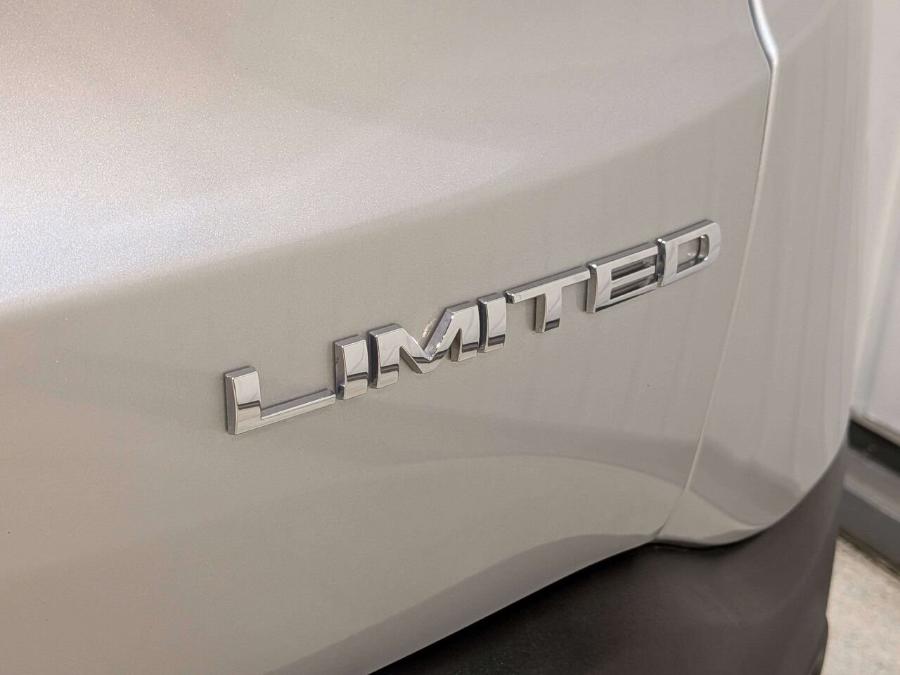 2019 Jeep Renegade Limited 4x4 Silver Val-David - photo #36