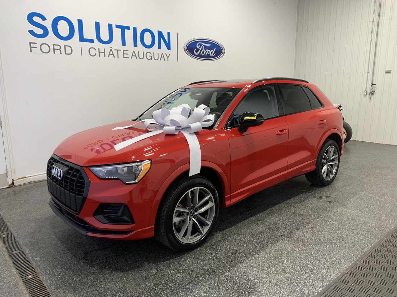Red 2024 Audi Q3 SUV / Crossover Automatic