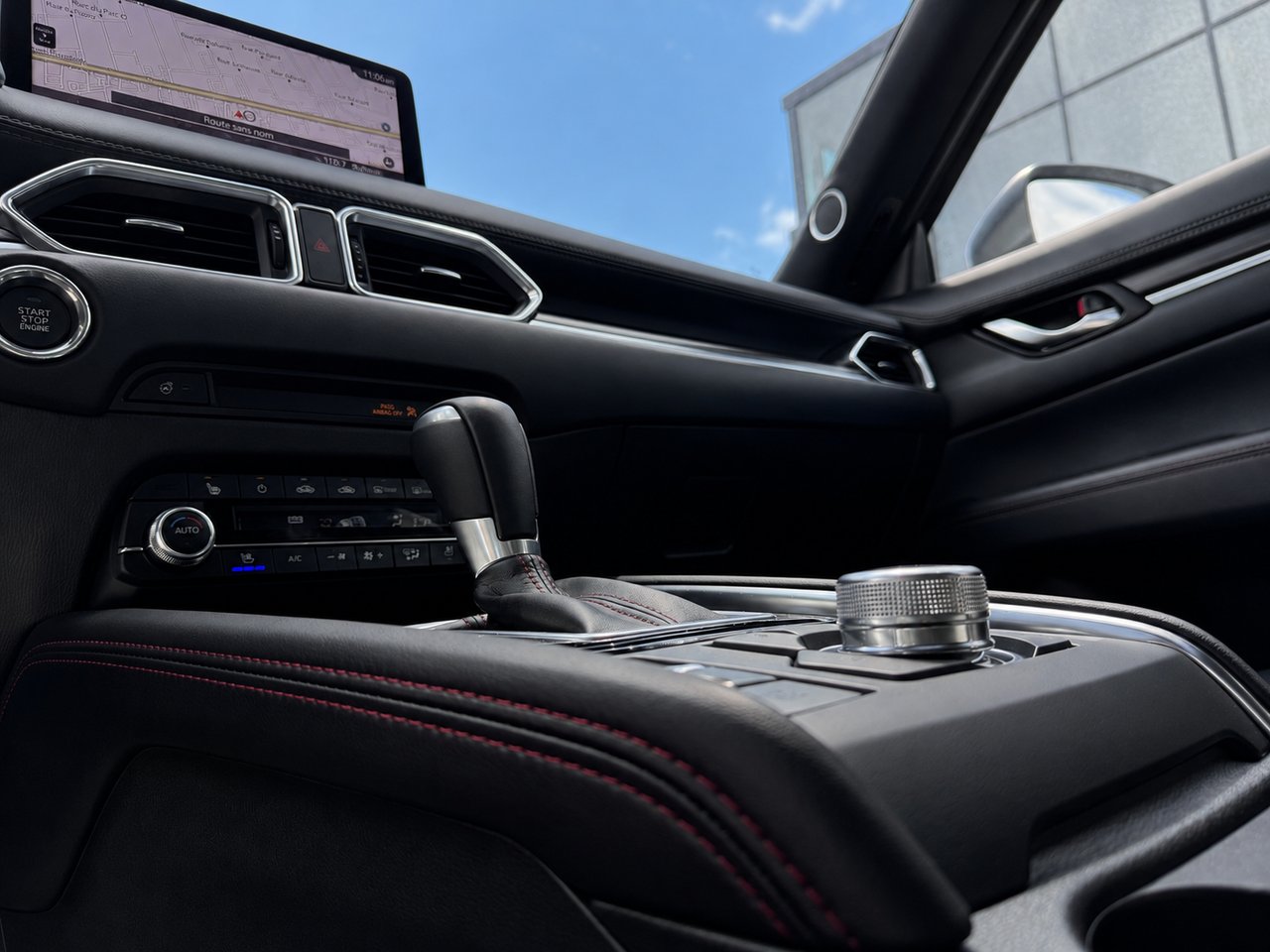 2025 Mazda CX-5 Sport Design Grey Châteauguay - photo #9