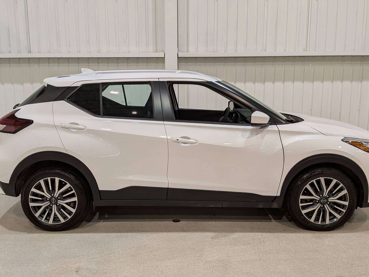 Nissan Kicks SV FWD 2024 Blanc Val-David - photo #7
