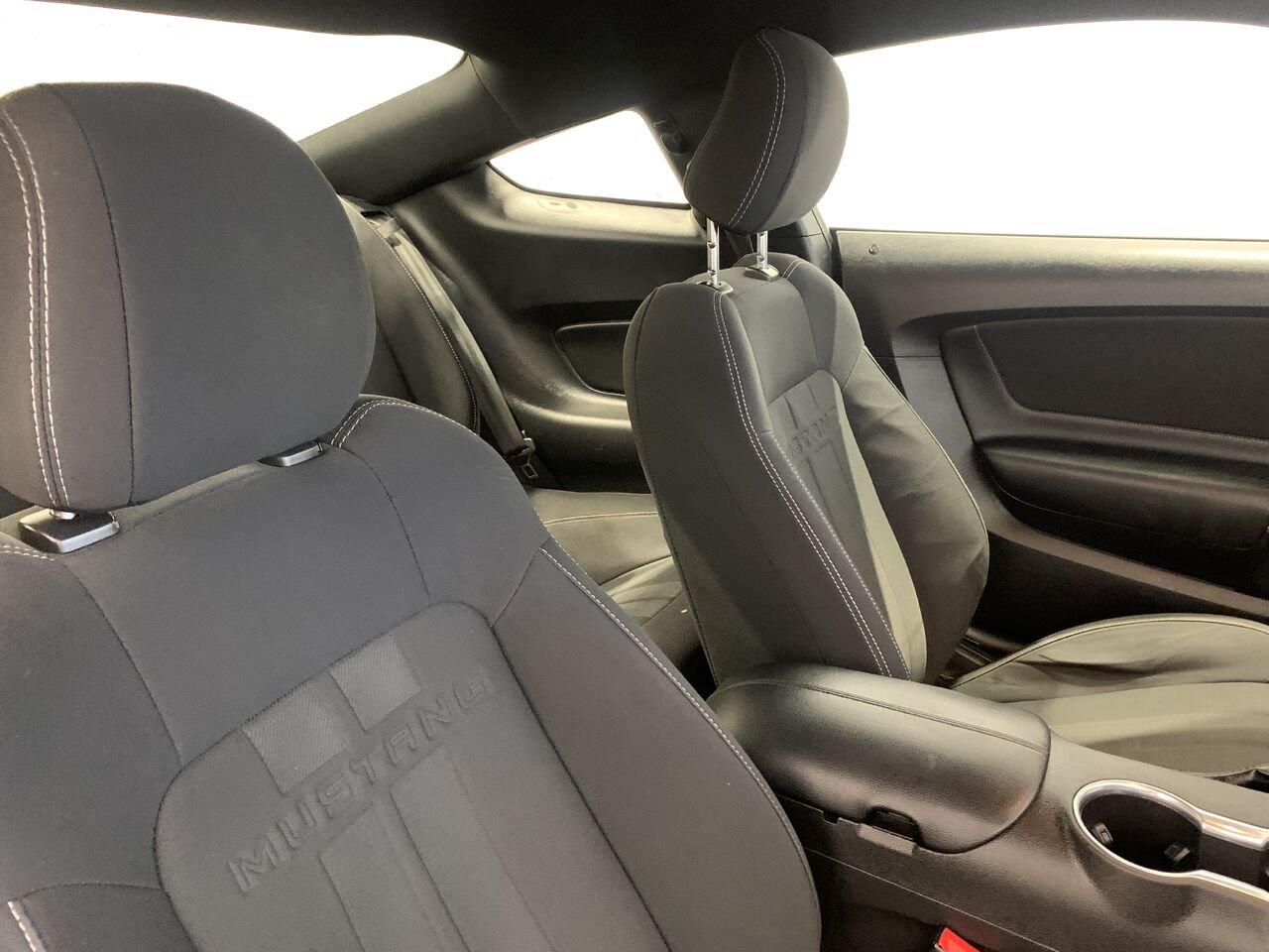 2019 Ford Mustang Silver Châteauguay - photo #11