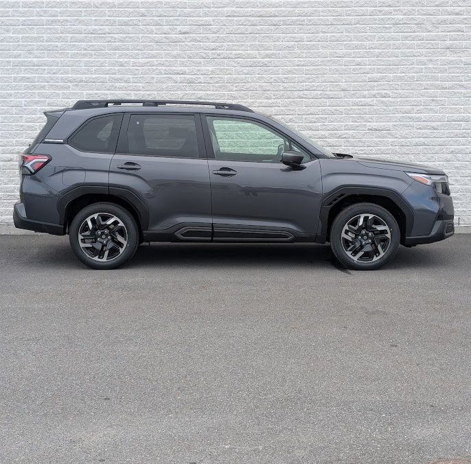SUBARU Forester LIMITED 2026 Gris magnétite métallisé
