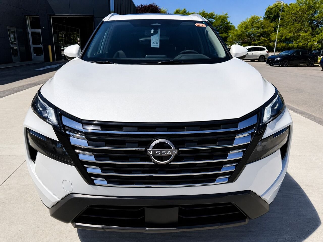 2026 NISSAN Rogue ROGUE SV TOIT OUVRANT Everest White Tricoat Pearl Châteauguay - photo #9