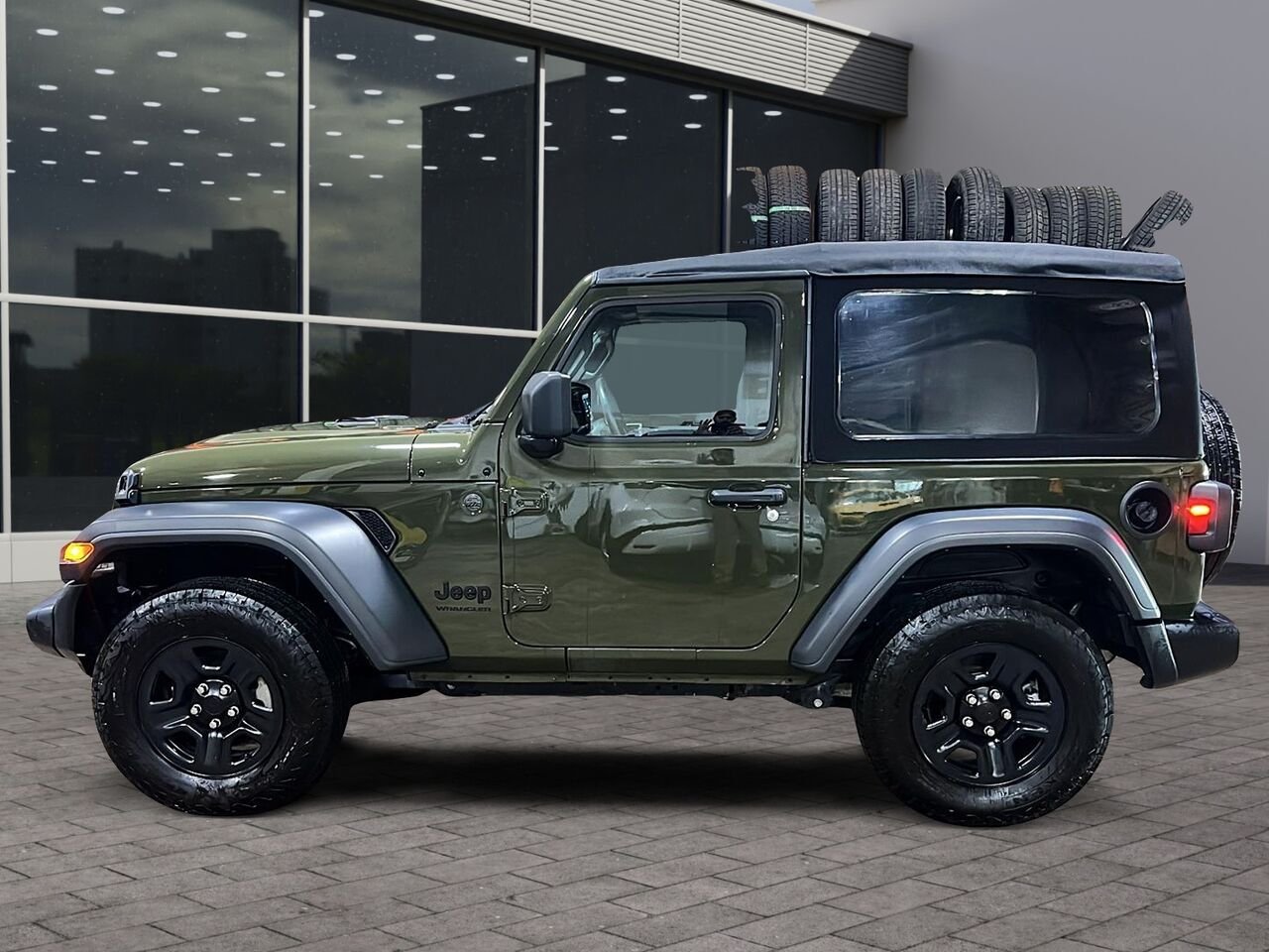 2024 Jeep Wrangler SPORT Green Québec - photo #4