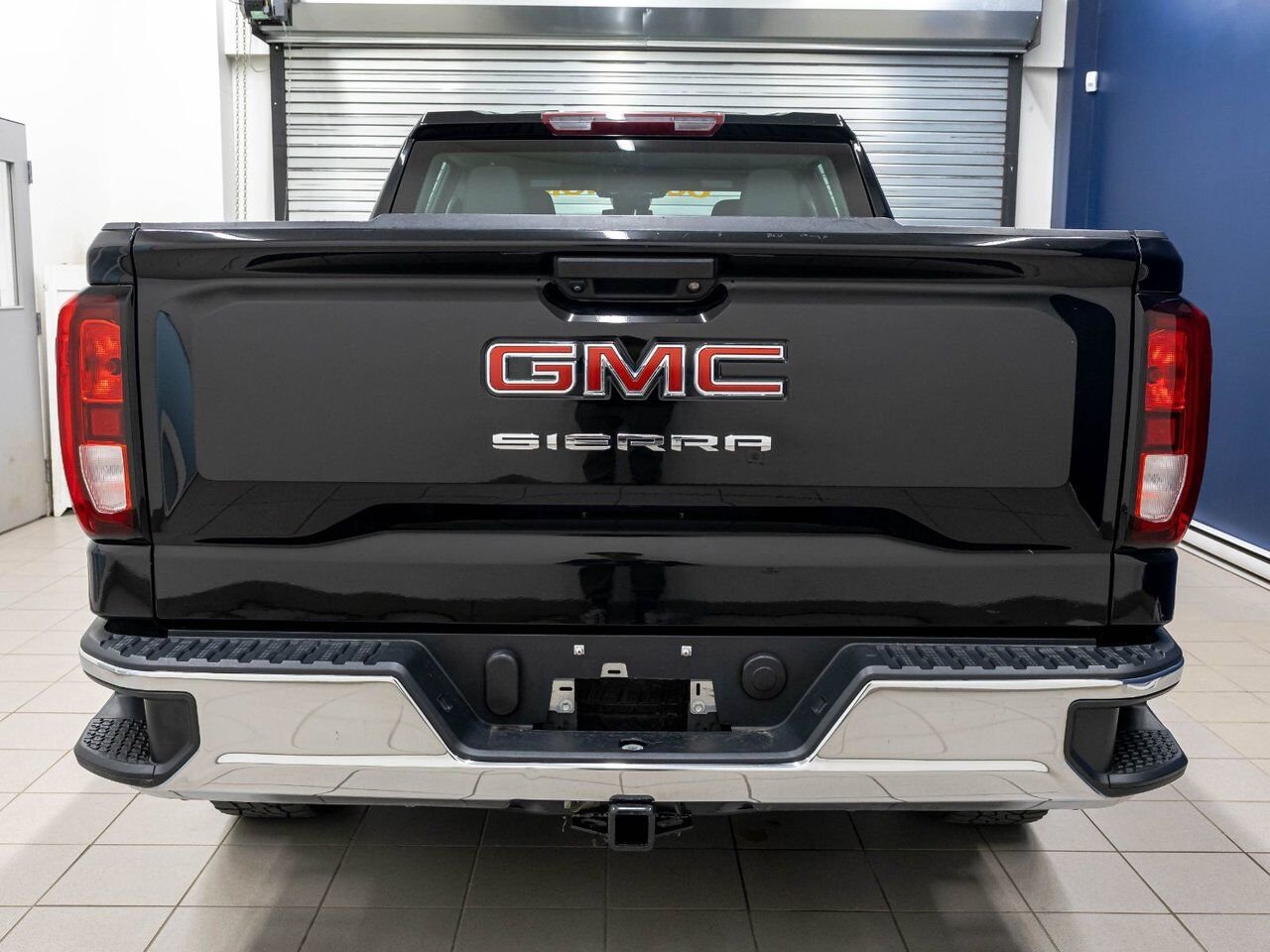 GMC Sierra 1500 PRO CREW 4X4 *CARPLAY* BLUETOOTH CAMERA WIFI USB 2024 Noir Saint-Jérôme - photo #5