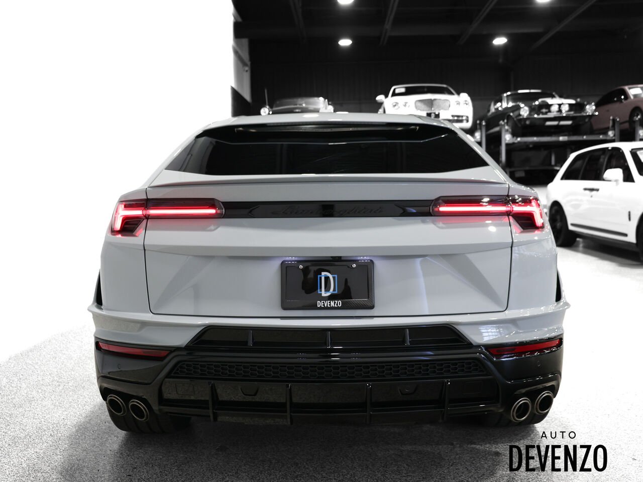 Lamborghini Urus 2024 Gris Saint-Eustache - photo #4