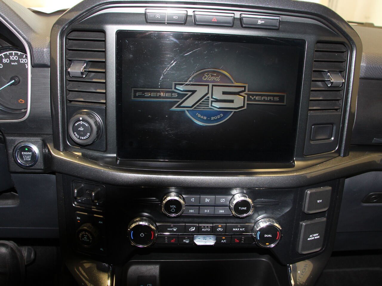 2023 Ford F-150 Black Châteauguay - photo #11