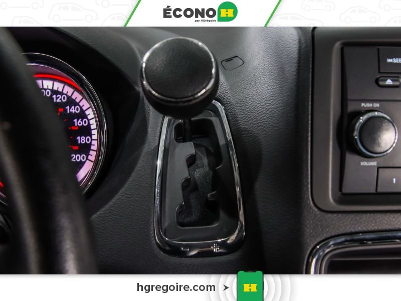 2015 Dodge GR Caravan White Blainville - photo #10
