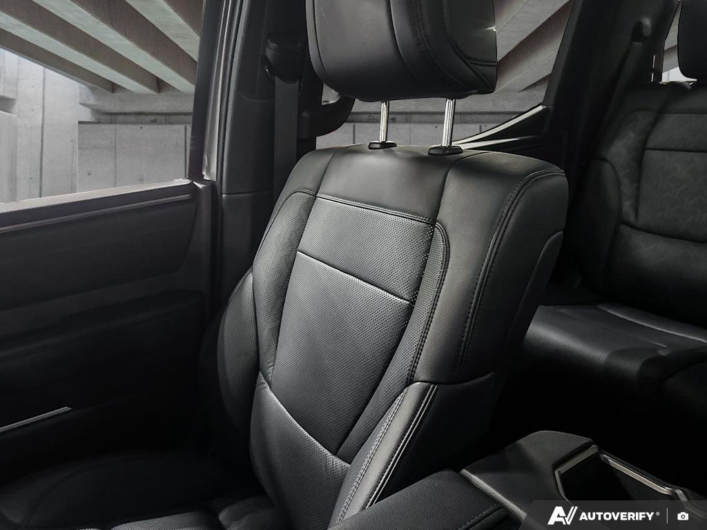 2025 Toyota Tundra S2500063 | Limited Celestial Silver Metallic Edmonton - photo #19