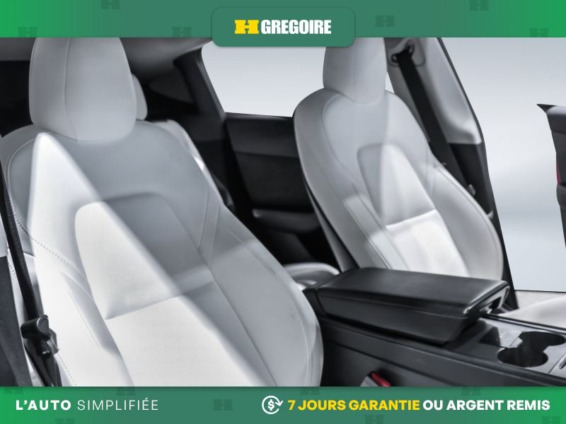 2023 Tesla Model Y Red Saint-Eustache - photo #25