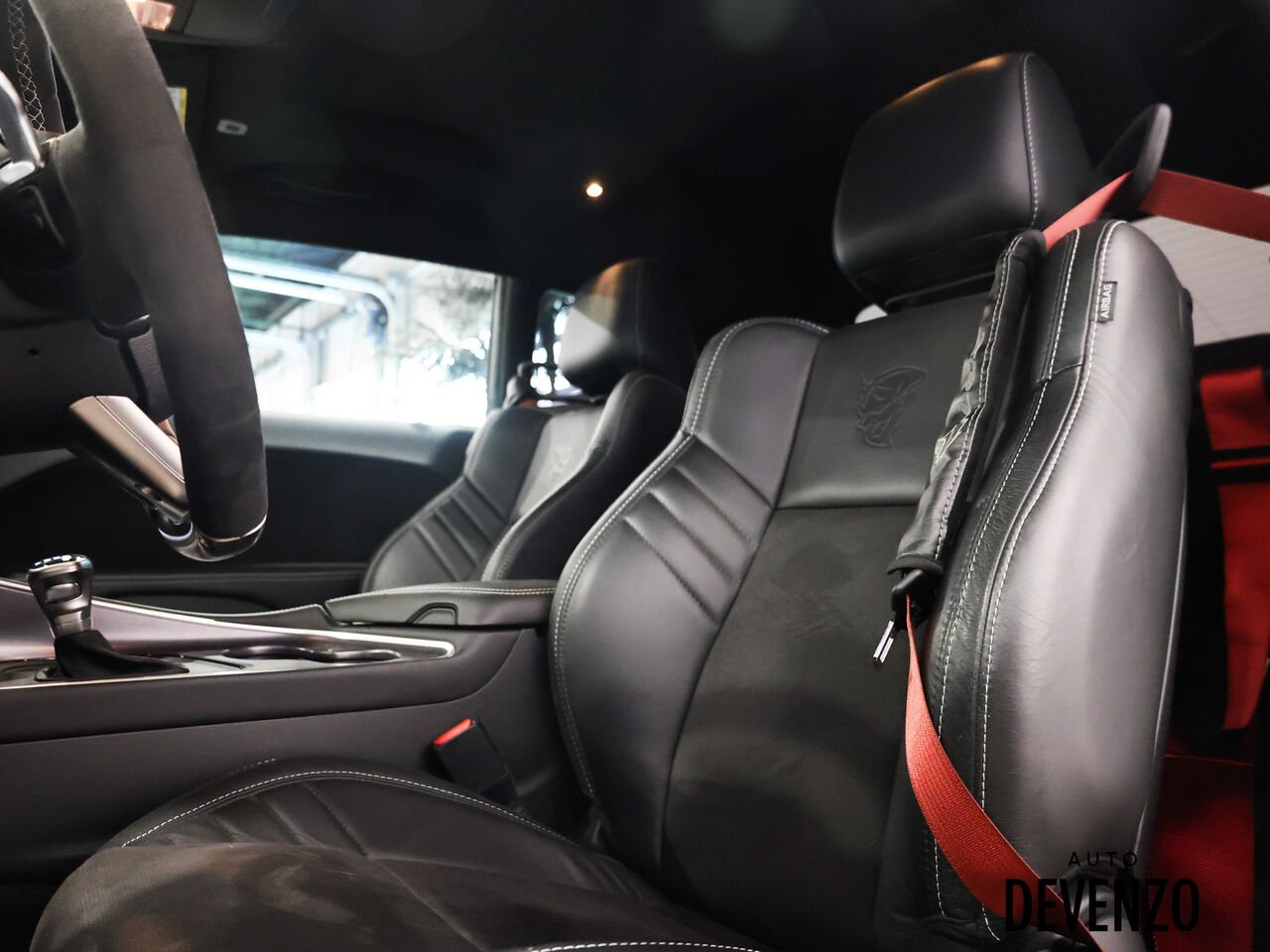 2018 Dodge Challenger Purple Saint-Eustache - photo #11
