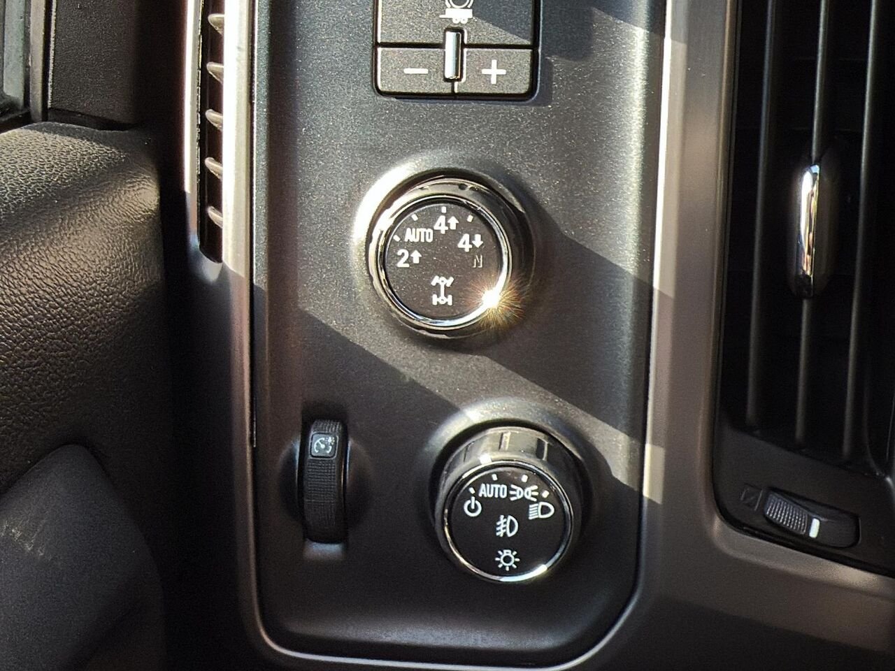GMC Sierra 1500 SLE cabine multiplace 4RM, 153,0 po 2015 Noir Saint-Hyacinthe - photo #14