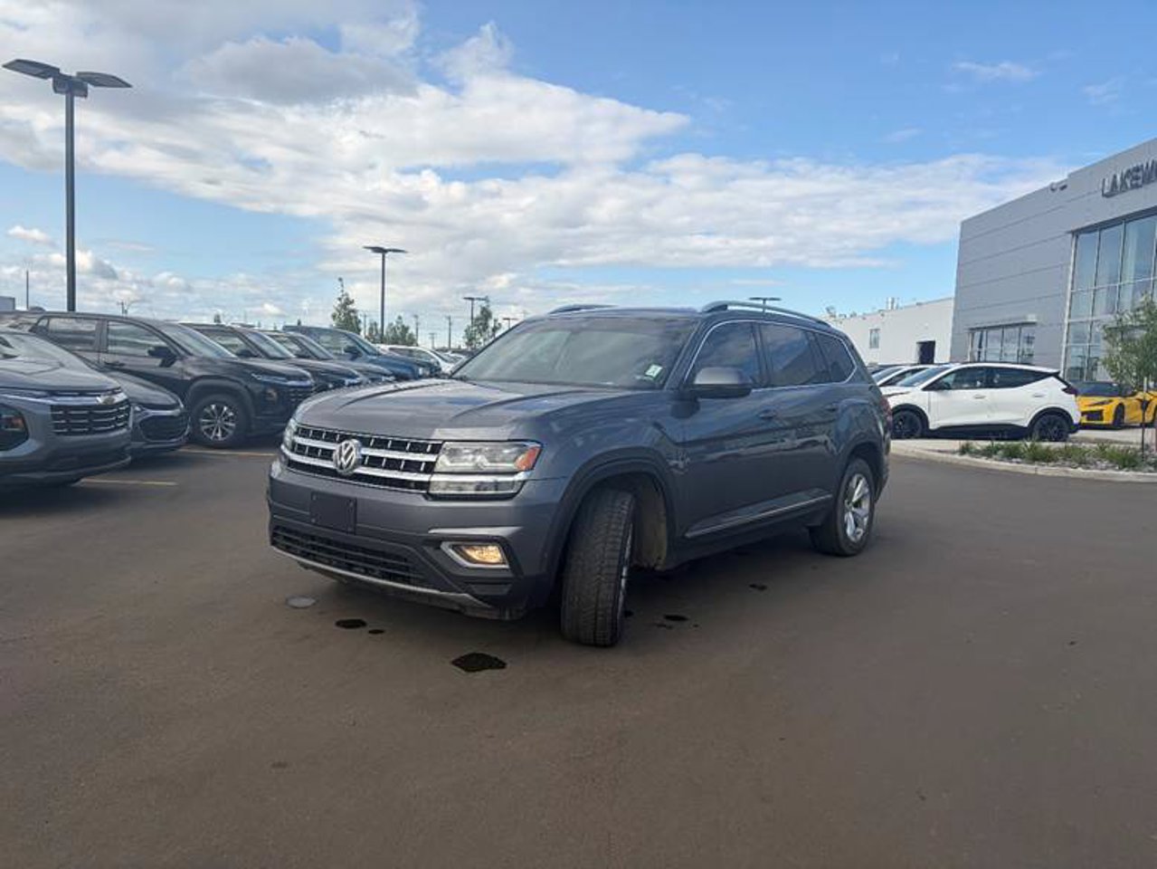 2018 Volkswagen Atlas Execline 3.6 FSI 4MOTION Grey Sherwood Park - photo #2