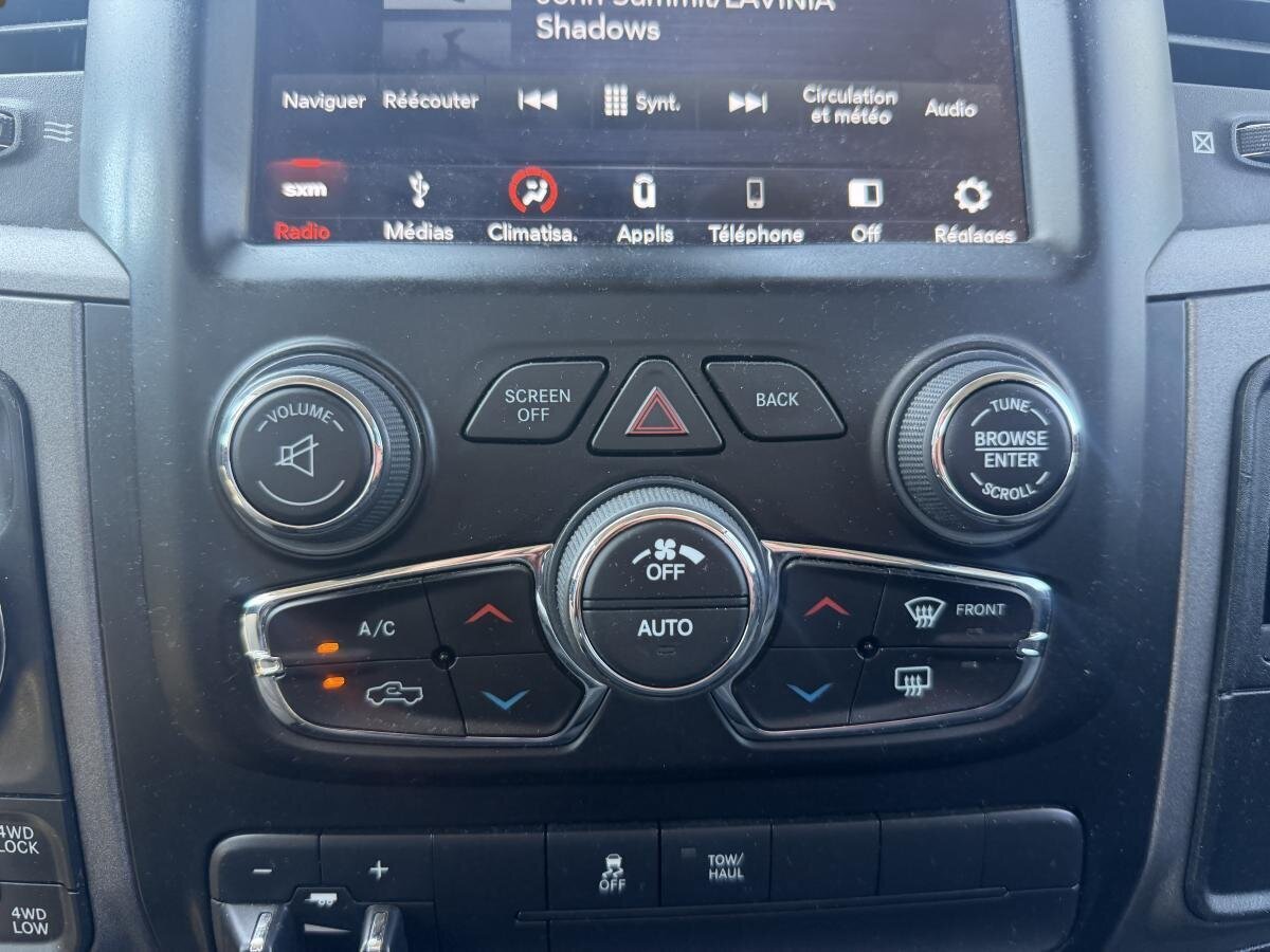 RAM 1500 Classic 2019 Gris  - photo #12