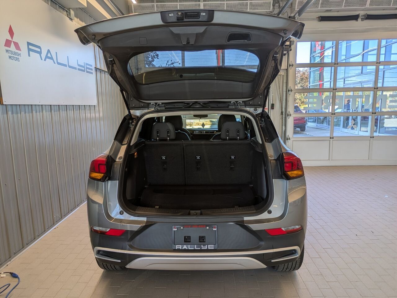 Buick Encore 2023 Gris Gatineau - photo #3